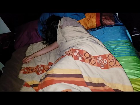 ❤️ Nevlastný syn nadáva svojej mladej nevlastnej matke, zatiaľ čo ona spí. ️❌ Sex video na nás sk.pornmega.ru ❌️